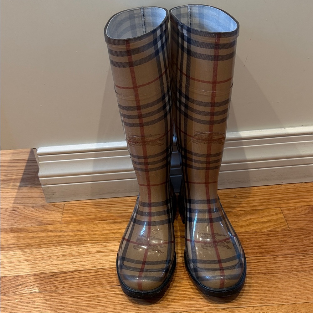 Authentic Burberry Classic Plaid Tall Rain Boots size 37